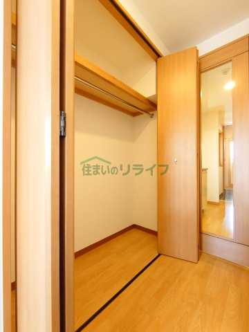 収納　リライフ下北沢店