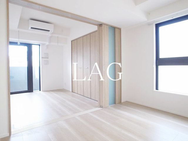居室・リビング　洋室のお部屋です。