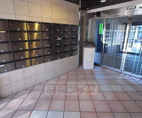 近鉄京都線 新田辺駅 徒歩3分 5階建 築22年の外観写真