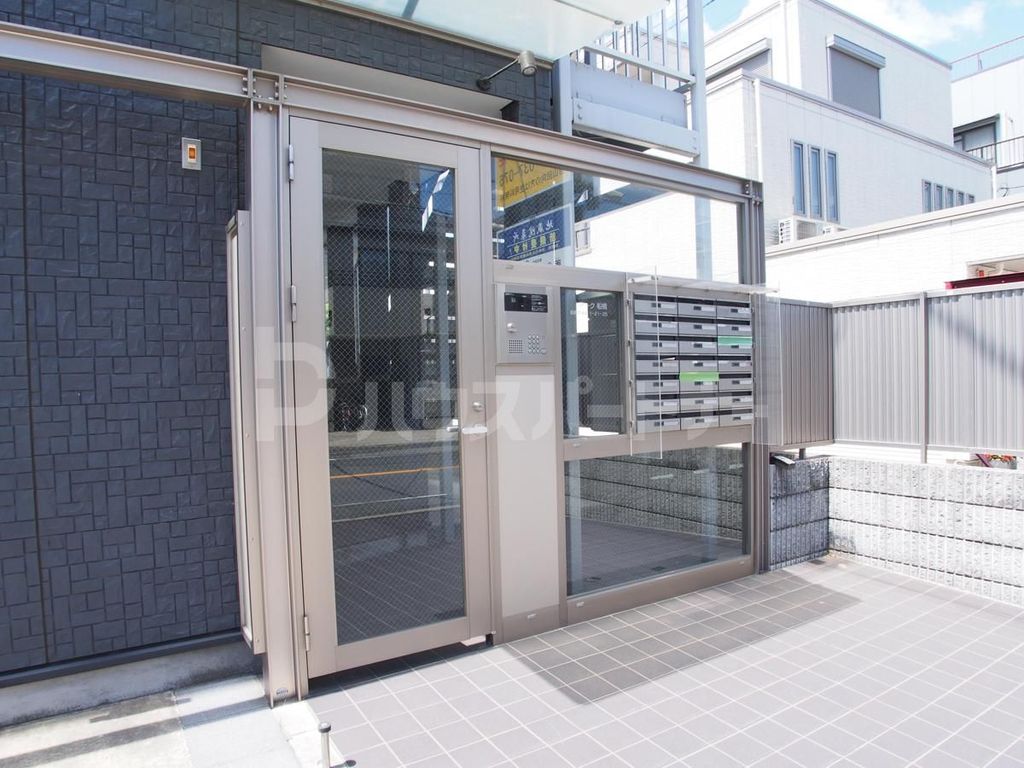 ＪＲ総武線 船橋駅 徒歩12分 3階建 築15年の外観写真