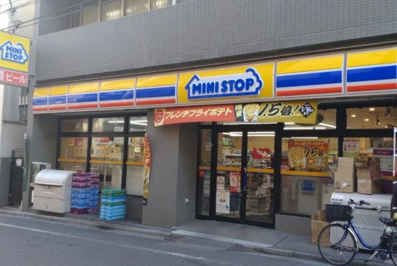 コンビニ　ミニストップ 北新宿4丁目店（コンビニ）まで109m
