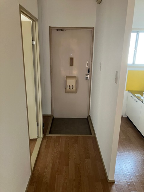 高橋ハイツの玄関写真