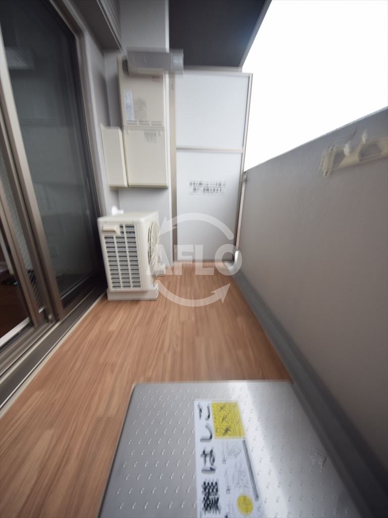 バルコニー　プライムアーバン御堂筋本町　ひろびろバルコニー