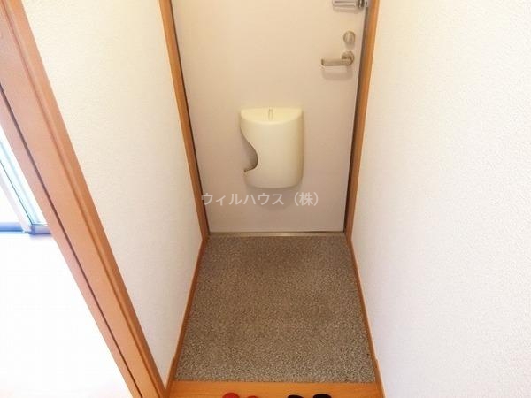 玄関　シューズボックスあり！