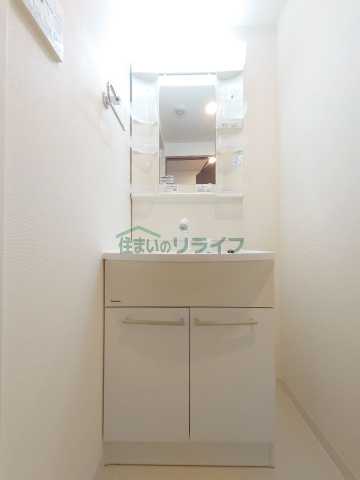 ドゥーエ上野池之端の内装写真