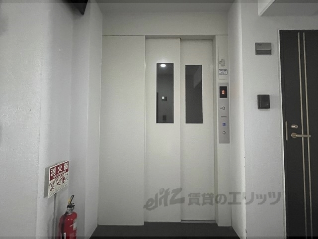 その他　エレベーター