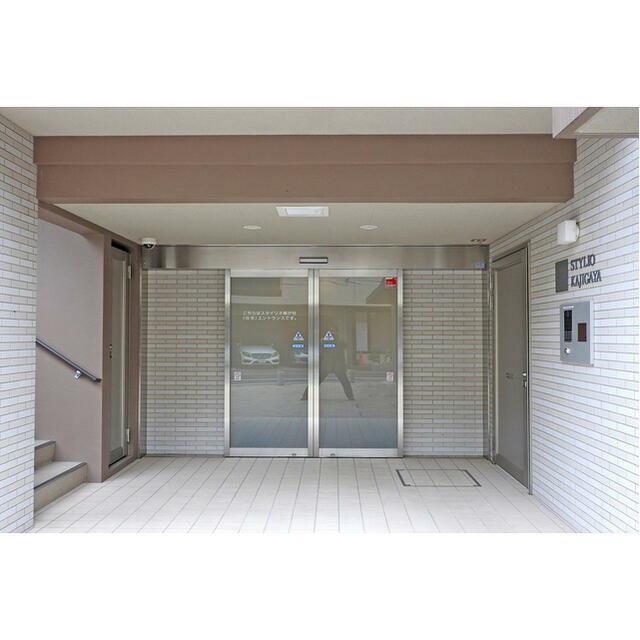 エントランス　※裏エントランス