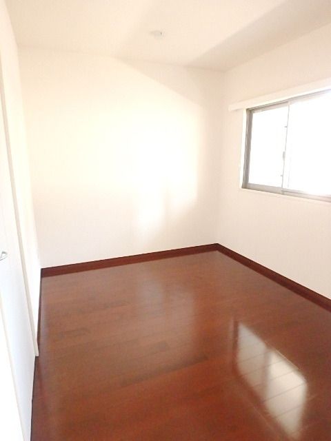 その他部屋・スペース　★5帖の洋室★
