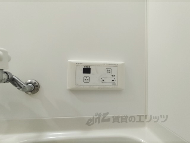 その他設備　給湯器リモコン