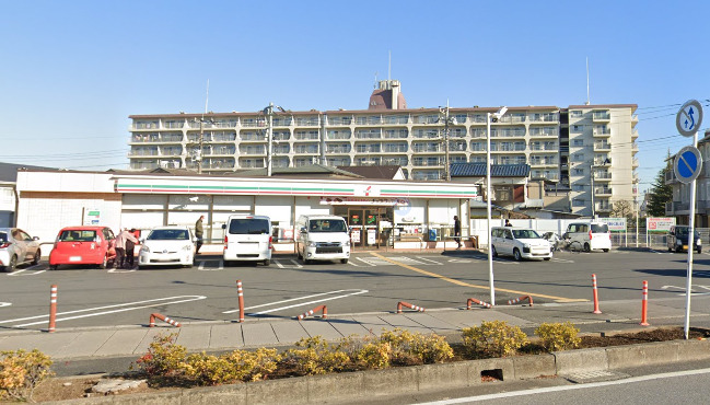 コンビニ　セブンイレブン春日部谷原2丁目店（コンビニ）まで412m
