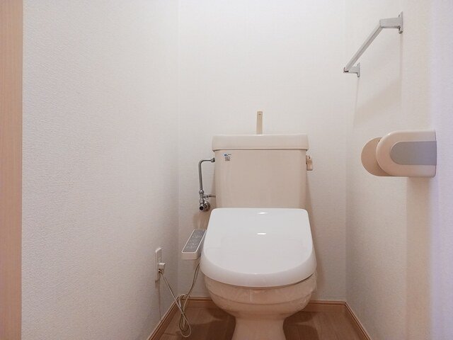 トイレ　落ち着いたトイレです