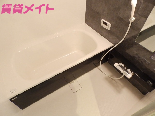 バス・シャワールーム　別部屋参考写真です