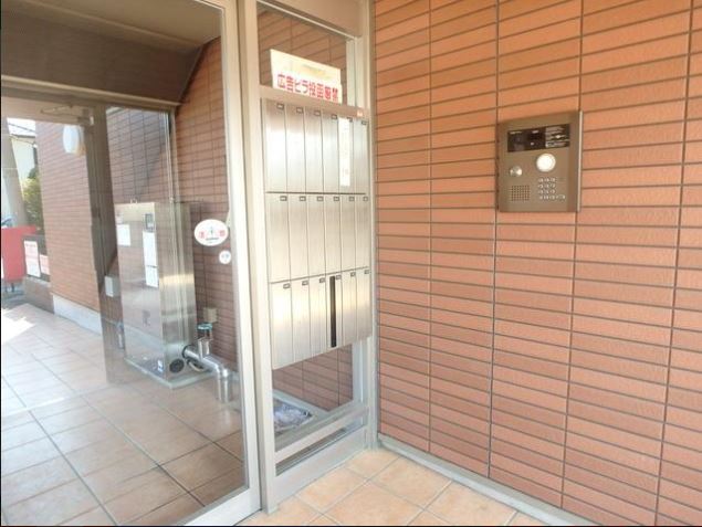 セキュリティ　エントランス　オートロック付