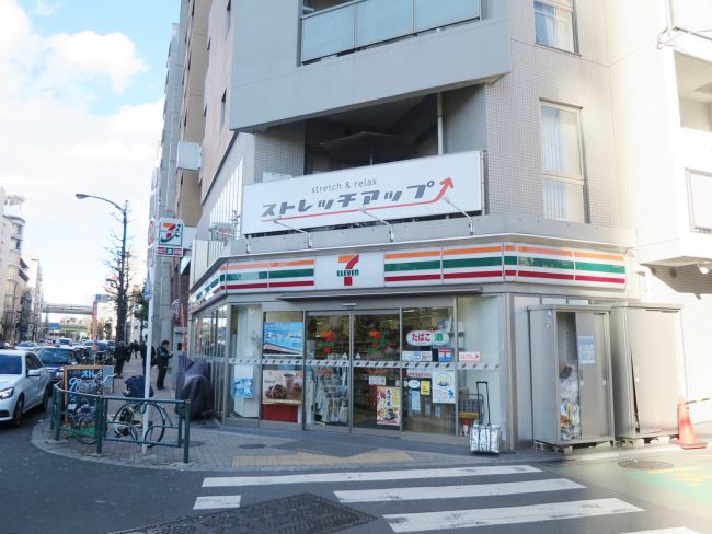 コンビニ　セブンイレブン港区西麻布3丁目店（コンビニ）まで416m