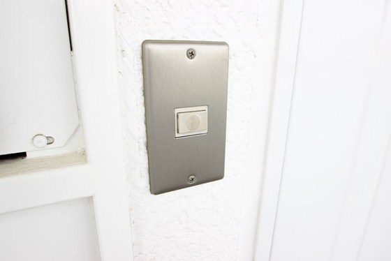 セキュリティ　※別室の写真を使用しております※