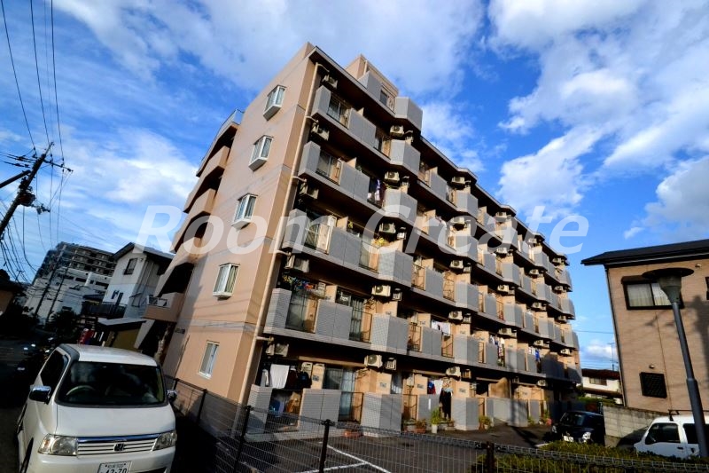 徳島市南蔵本町のマンションの建物外観