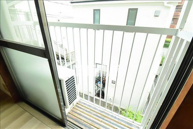 バルコニー　南向きのベランダです☆