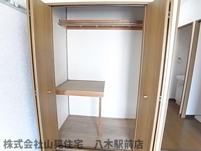 【橿原市上品寺町のマンションの収納】