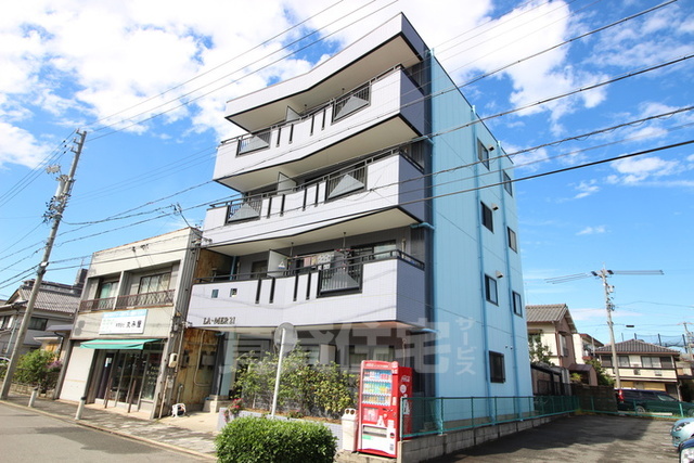 名古屋市南区西又兵ヱ町のマンションの建物外観