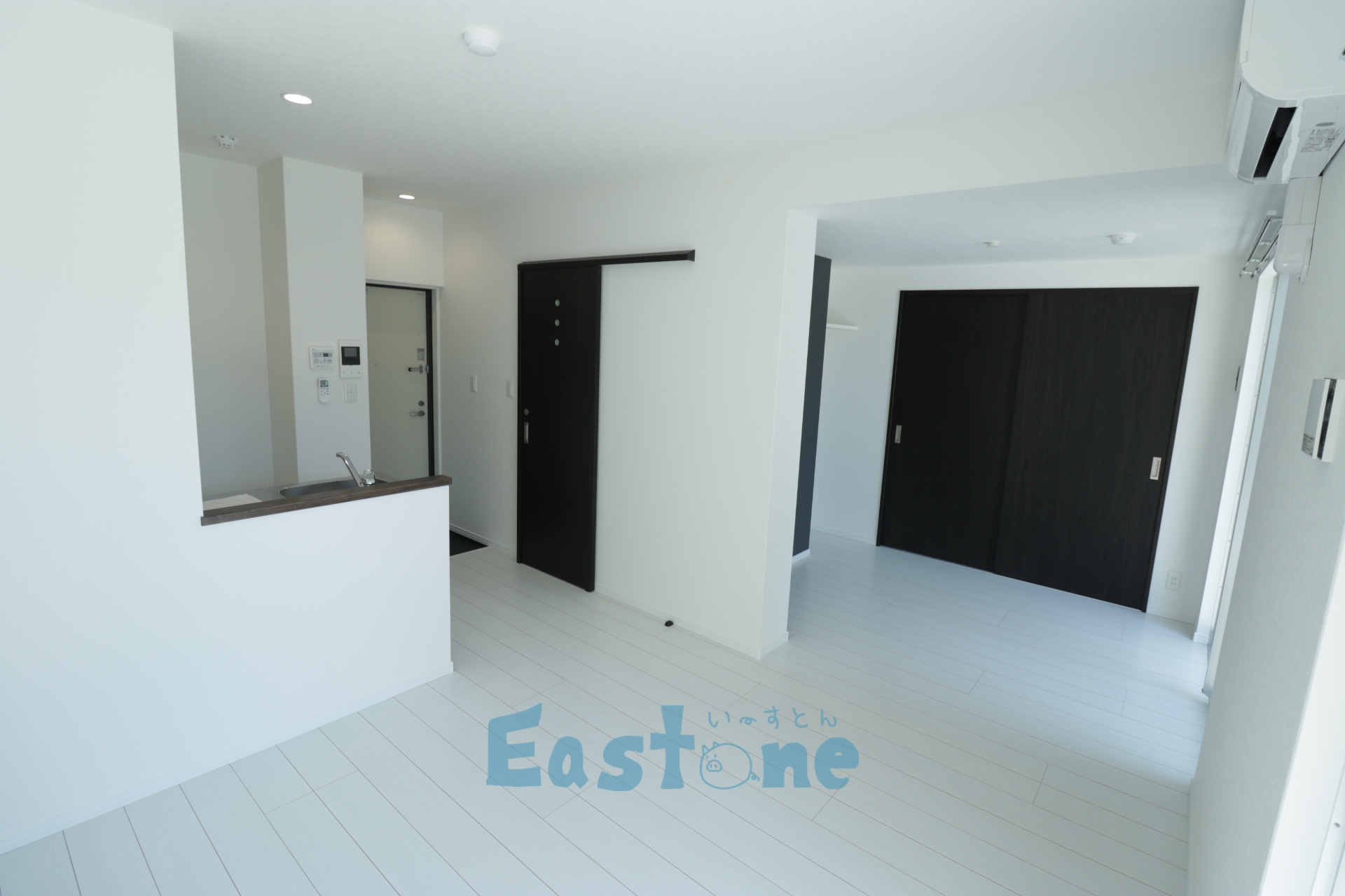 居室・リビング　広々12.6帖のお部屋