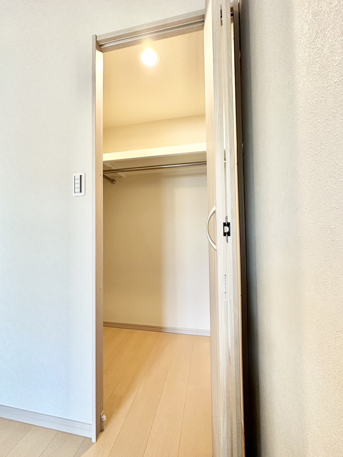 収納　※写真は同型タイプ、現況優先。