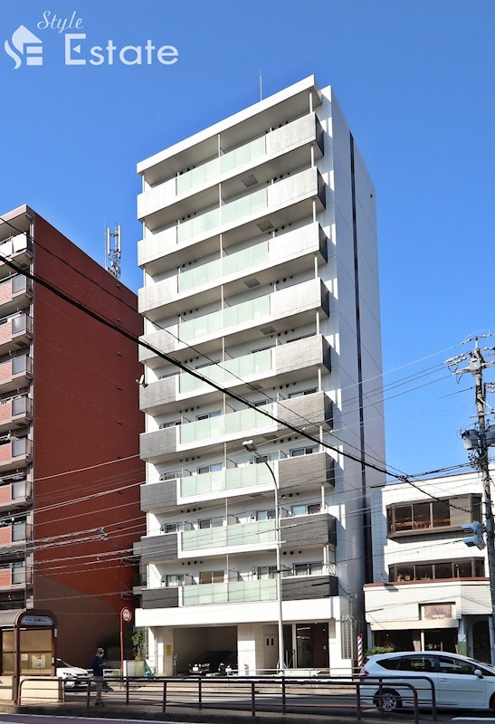 名古屋市東区山口町のマンションの建物外観