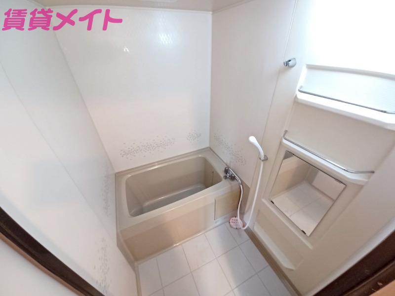 バス・シャワールーム　バストイレ別