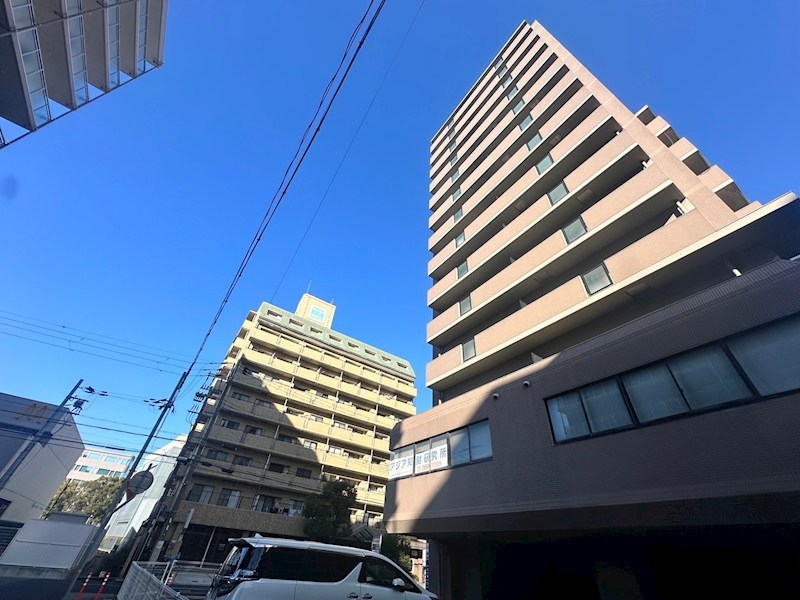 姫路市東延末のマンションの建物外観