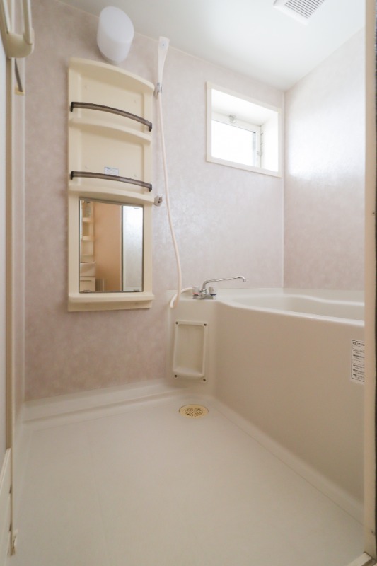 バス・シャワールーム　図面と現状に相違がある場合には現状を優先