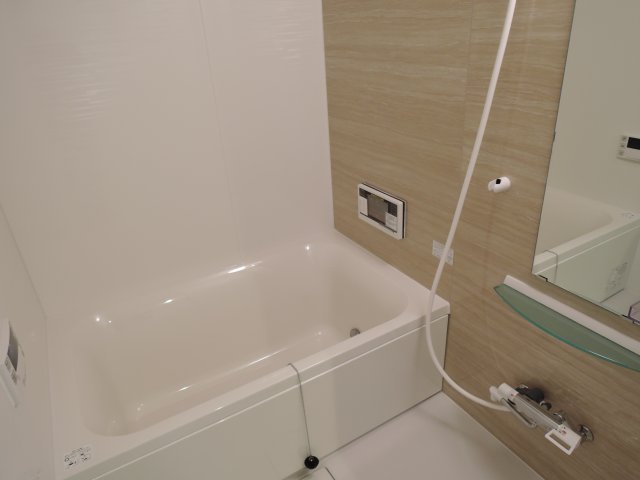 バス・シャワールーム　追い焚き・浴室乾燥機付き浴室