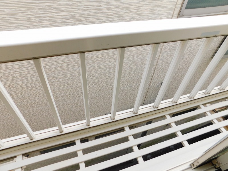 バルコニー　花台となります