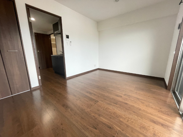 居室・リビング　反転タイプ※現況優先