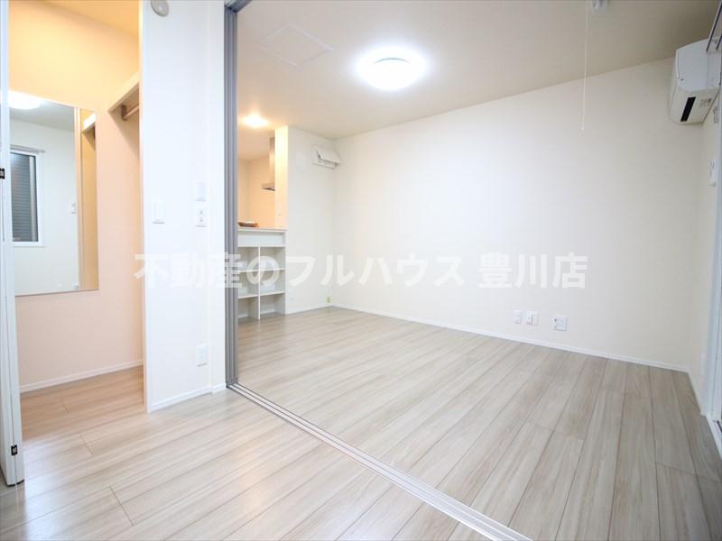 その他部屋・スペース　写真は別室・反転タイプ