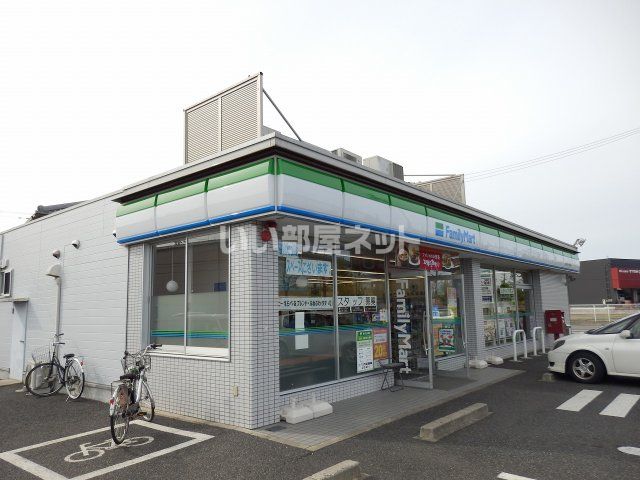 コンビニ　ファミリーマート 小牧スポーツ公園店（コンビニ）まで448m
