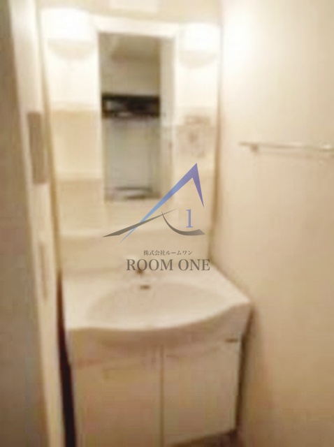 洗面設備　洗面台です。