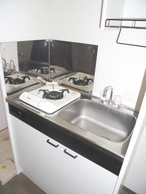 キッチン　※※写真は反転タイプになります