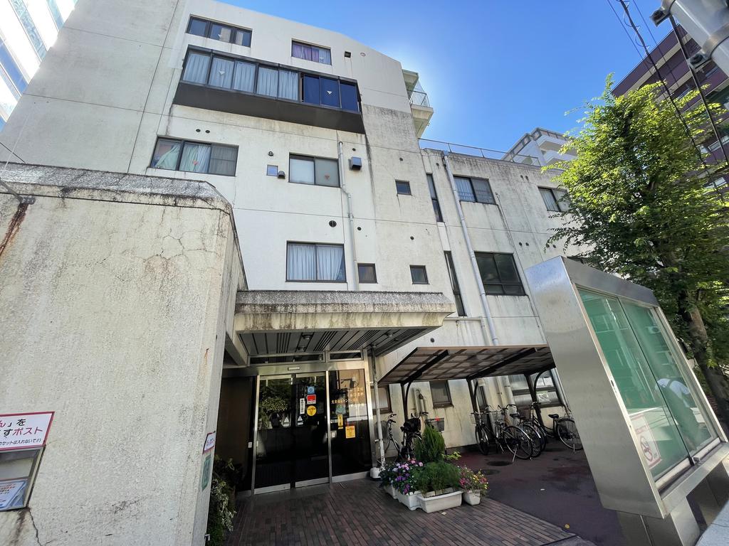 図書館　文京区立湯島図書館（図書館）まで741m