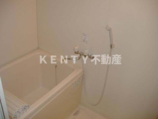 バス・シャワールーム　日々の疲れを癒すお風呂付です