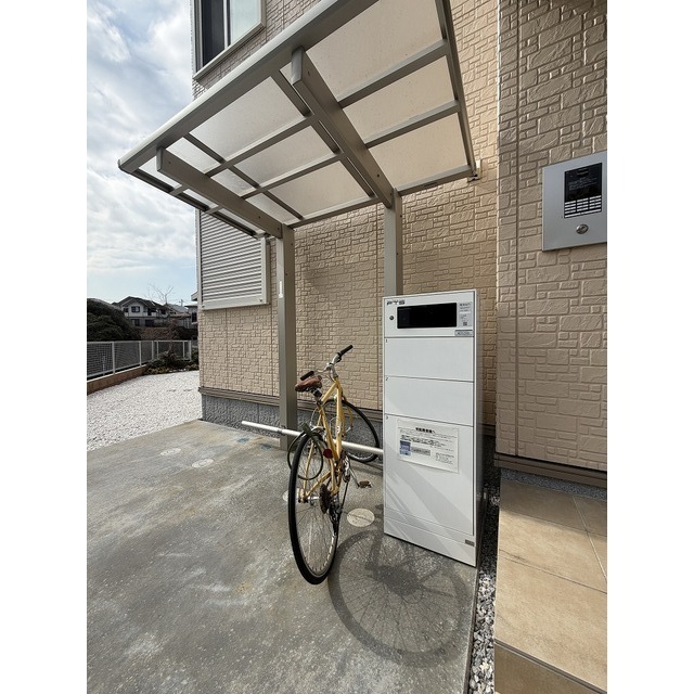 その他共有部分　駐輪場＆宅配ＢＯＸです♪
