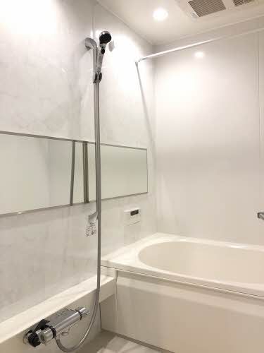 バス・シャワールーム　浴室