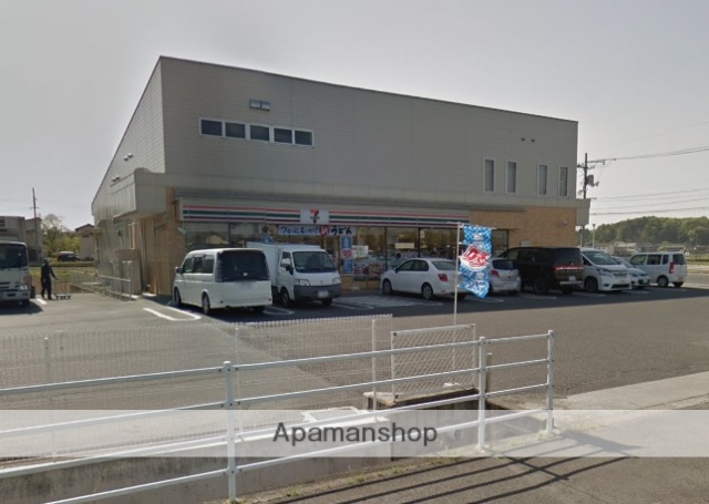 コンビニ　セブンイレブン（コンビニ）まで769m