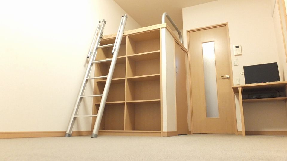 居室・リビング　家具家電付き