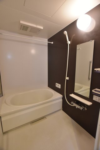バス・シャワールーム　別号室の画像です。ご参考下さい
