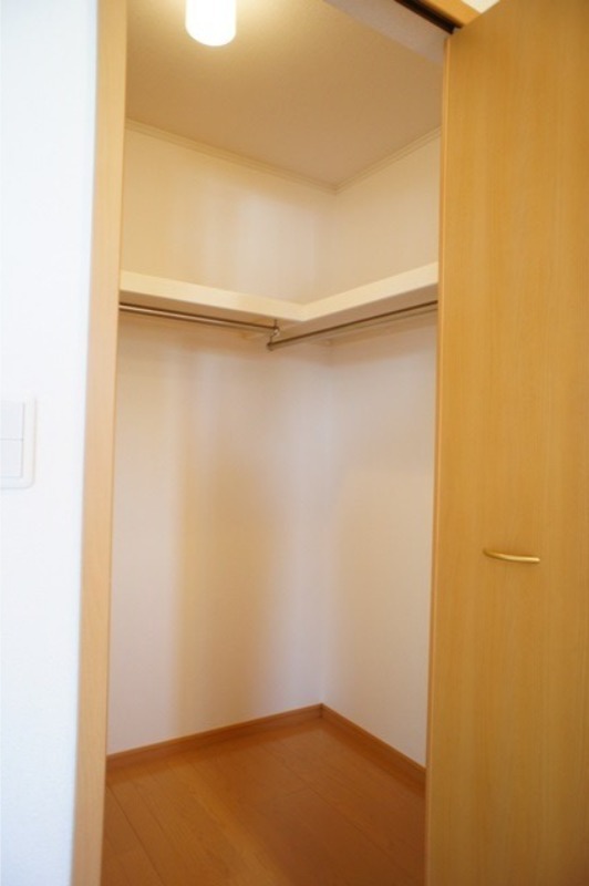 収納　図面と現状に相違がある場合には現状を優先