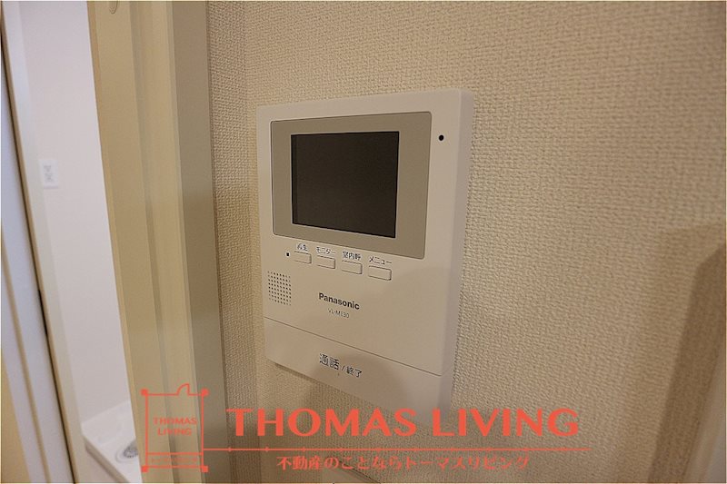 セキュリティ　来客者の確認できるモニター付きインターホンです。