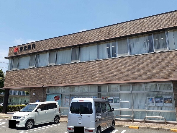 銀行　百五銀行白子支店（銀行）まで364m