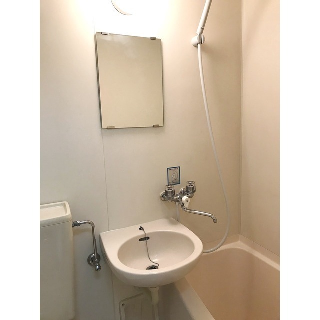 洗面設備　同タイプ・別部屋画像