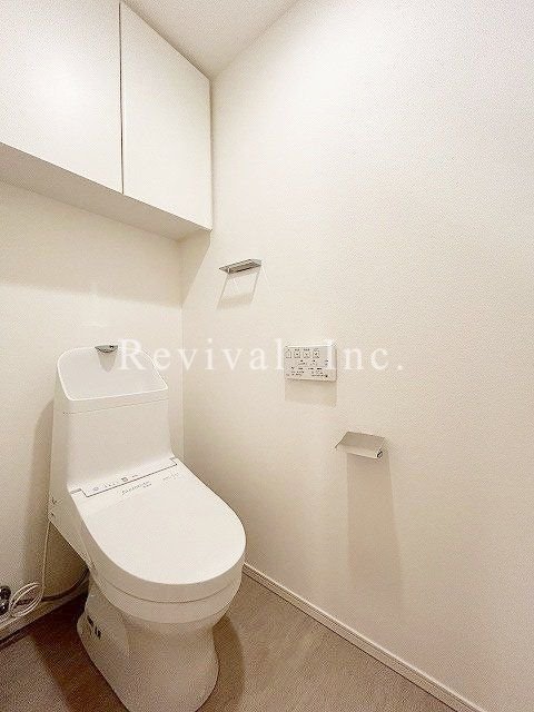 トイレ　シャワートイレでございます