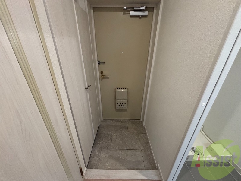 玄関　綺麗になっておりますよ