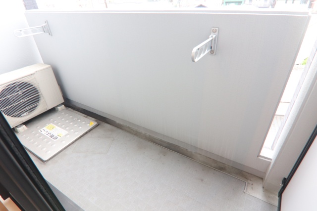 バルコニー　※別室の参考写真の為、現況優先です。